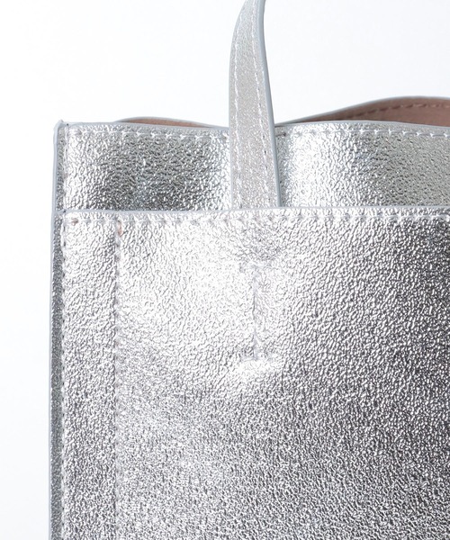 Three Four Time(スリーフォータイム)の「【cache cache 】メタリックナノパーテーション2WAYBAG(トートバッグ・レディース・シルバー/ブラック・FREE)」の9枚目の写真