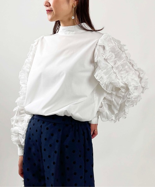 PICCIN(ピッチン)の「【WEB限定】フリルスリーブブラウス(シャツ/ブラウス・レディース・ブラック/オフホワイト・M)」の4枚目の写真