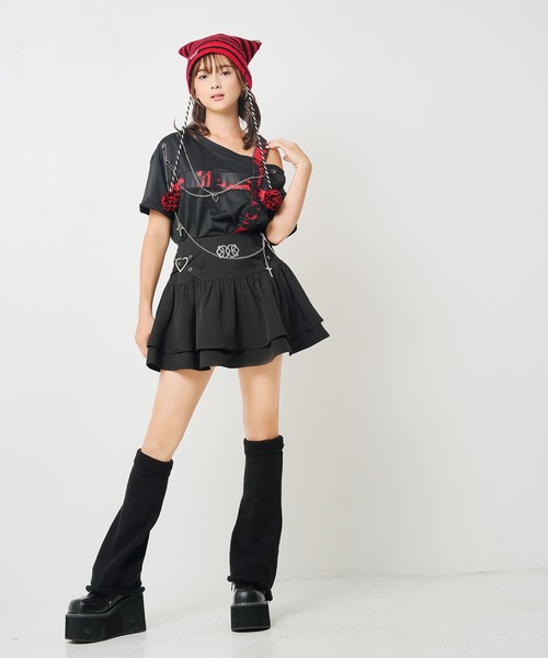 Diable baiser(ディアブルベーゼ)の「ストーン×ハートビジューフレアミニスカート(スカート・レディース・ブラック/レッド・MEDIUM/XX-LARGE/X-LARGE/LARGE)」の8枚目の写真