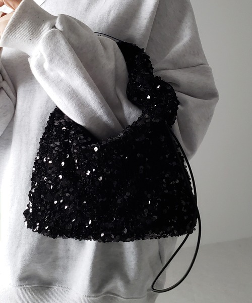 me+em select(ミームセレクト)の「【 2color 】スパンコールシャーリングスクエアハンドバッグ(ハンドバッグ・レディース・ブラック/シルバー系その他・FREE)」の11枚目の写真