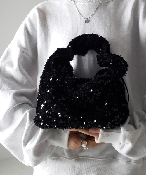 me+em select(ミームセレクト)の「【 2color 】スパンコールシャーリングスクエアハンドバッグ(ハンドバッグ・レディース・ブラック/シルバー系その他・FREE)」の12枚目の写真