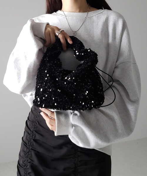 me+em select(ミームセレクト)の「【 2color 】スパンコールシャーリングスクエアハンドバッグ(ハンドバッグ・レディース・ブラック/シルバー系その他・FREE)」の16枚目の写真