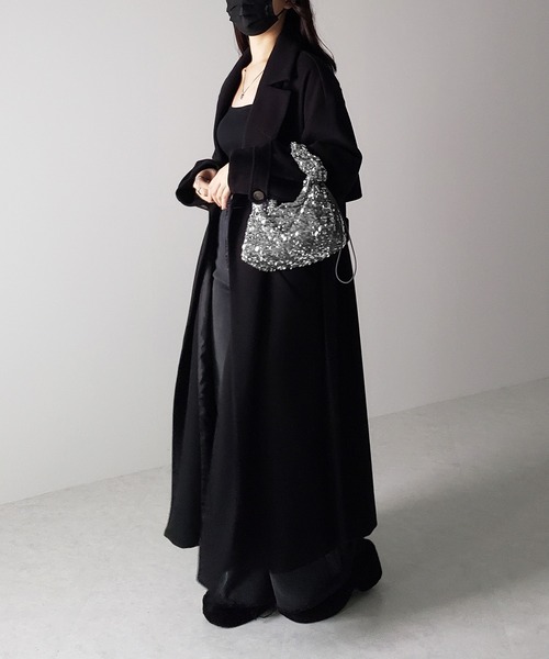 me+em select(ミームセレクト)の「【 2color 】スパンコールシャーリングスクエアハンドバッグ(ハンドバッグ・レディース・ブラック/シルバー系その他・FREE)」の22枚目の写真