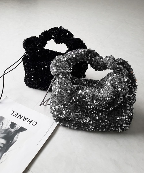 me+em select(ミームセレクト)の「【 2color 】スパンコールシャーリングスクエアハンドバッグ(ハンドバッグ・レディース・ブラック/シルバー系その他・FREE)」の9枚目の写真