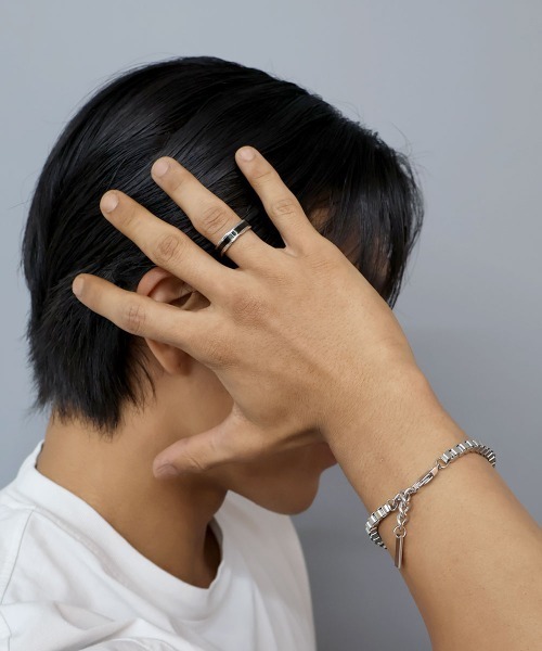 4INT.（フォイント）の「ブラックライン リング / サージカルステンレス316L (金属アレルギー対応)（リング・メンズ・B/C/A/D・18号/16号）」の13枚目の写真