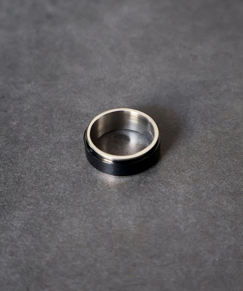 4INT.（フォイント）の「ブラックライン リング / サージカルステンレス316L (金属アレルギー対応)（リング・メンズ・B/C/A/D・18号/16号）」の20枚目の写真
