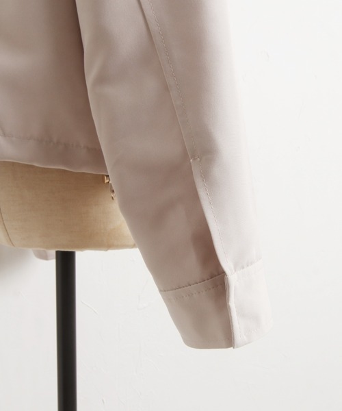 tocco closet(トッコ クローゼット)の「フードフラワーレース付きマウンテンパーカー(ブルゾン・レディース・ブラック/グレー系その他/ピンクベージュ/グレイッシュベージュ・M)」の18枚目の写真