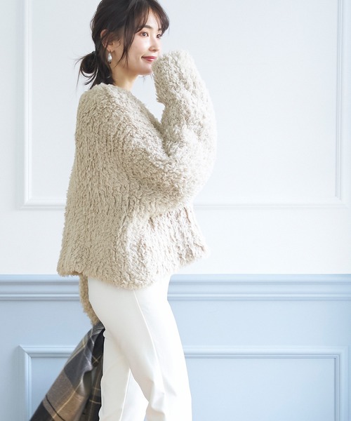 coca（coca）（コカ）の「ワイドリブショート丈プードルニット（ニット/セーター・レディース・ベージュ/ダークブルー・ONE SIZE）」の4枚目の写真