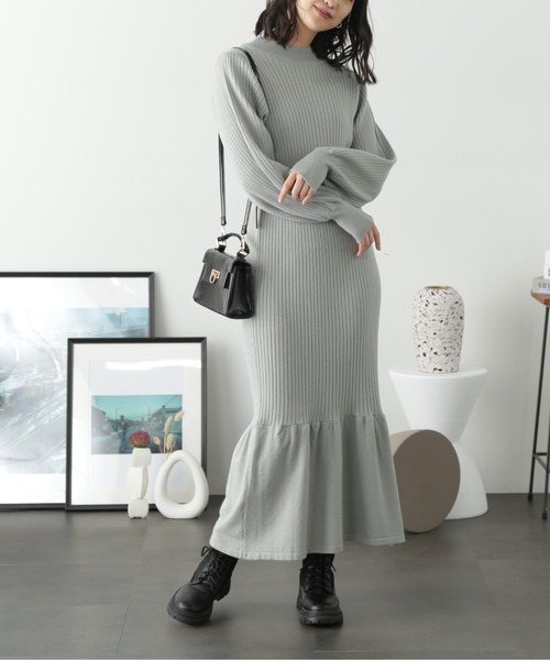 FREE'S MART（フリーズマート）の「ウォームストレッチバックパールボタンニットワンピース（ワンピース・レディース・ライトグリーン/ピンクベージュ/スミクロ・SMALL/MEDIUM）」の11枚目の写真