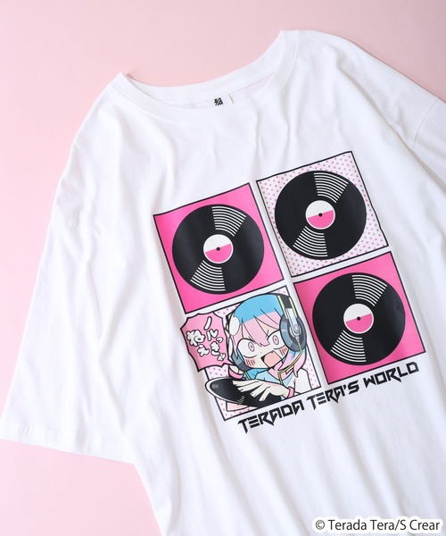 FUNALIVE(ファンアライブ)の「寺田てら オーバーサイズTシャツ 半袖(Tシャツ/カットソー・レディース・ブラック系その他/グレー系その他/ホワイト/ブラック/ブルーグレー/ホワイト系その他/ホワイト系その他2/ホワイト系その他3・M/L/LL)」の5枚目の写真