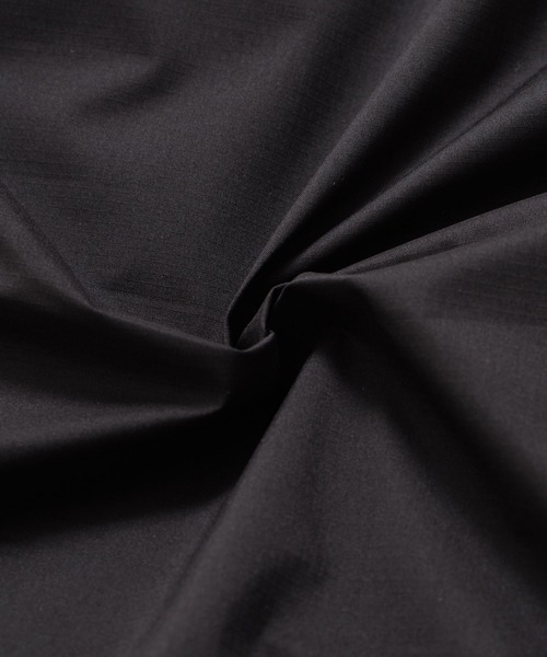 Arnold Palmer（アーノルドパーマー）の「アンブレラ スペック ウラアルミ シェア ダウンパーカー（ダウンジャケット/コート・レディース・ブラック/ダークベージュ/グリーン・M/L/XS/LL/S）」の13枚目の写真