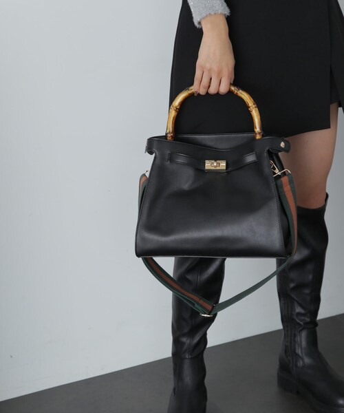 FREE'S MART（フリーズマート）の「サイドクロスバッグ（ショルダーバッグ・レディース・ホワイト/ブラック/カーキ・ﾌﾘ-）」の2枚目の写真