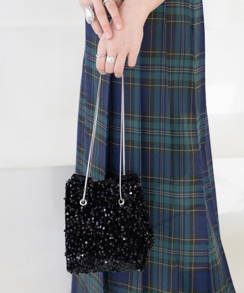 RAGEBLUE（レイジブルー）の「2WAY/スパンコールハンドバッグ（ハンドバッグ・レディース・ブラック/イエローゴールド・ONE SIZE）」の13枚目の写真