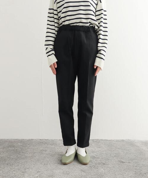 URBAN RESEARCH DOORS(アーバンリサーチドアーズ)の「『UR TECH』ウラキモウテーパードイージーパンツ(その他パンツ・レディース・チャコールグレー/ブラック・SMALL/MEDIUM)」の8枚目の写真