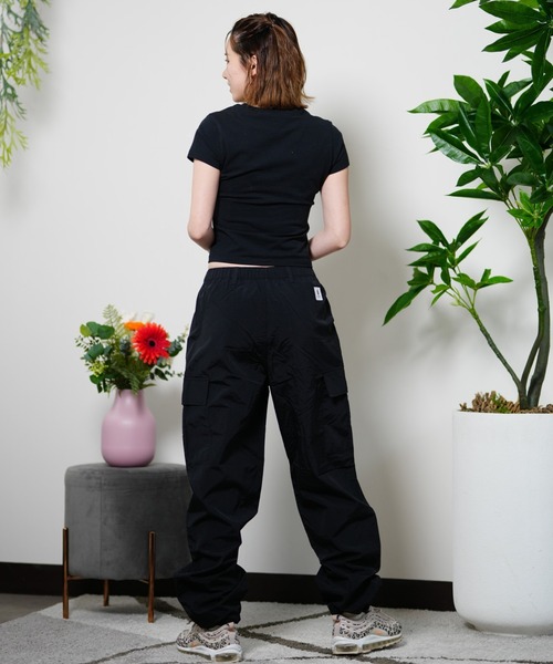 ELEMENT(エレメント)の「ELEMENT/エレメント カーゴパンツ 2WAY ドロスト ワイドパンツ BE023-713(カーゴパンツ・レディース・オフホワイト/ブラック・FREE)」の18枚目の写真