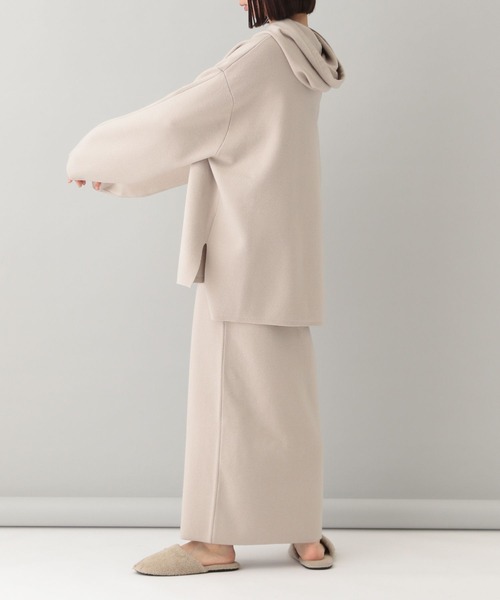 e/rm(イーアールエム)の「【e/rm】ハーフミラノフーディ(パーカー・レディース・ライトベージュ/チャコールグレー・FREE)」の4枚目の写真