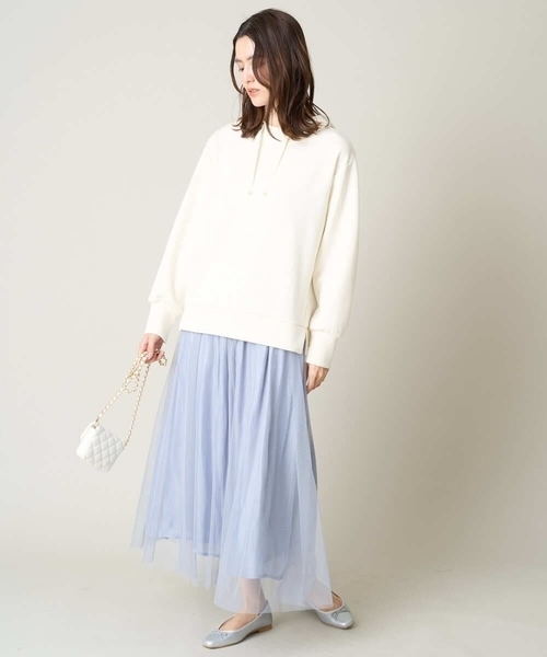 a.v.v（アーヴェヴェ）の「スクエアトゥバレエシューズ（バレエシューズ・レディース・レッド/シルバー・22.5/23.5/24.5）」の10枚目の写真