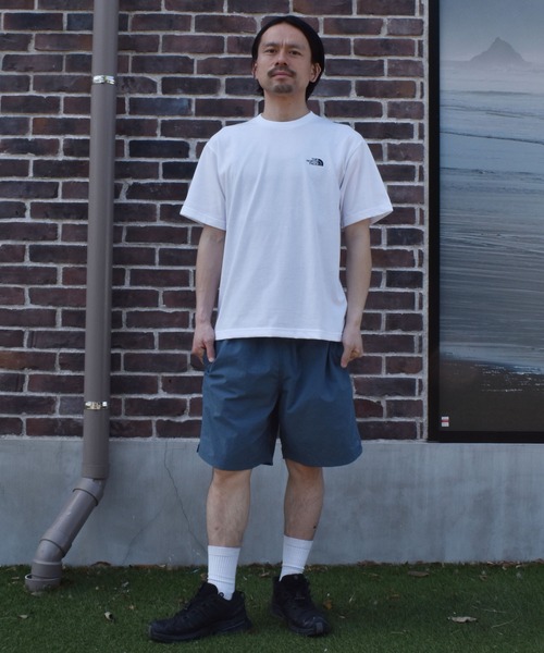 THE NORTH FACE(ザノースフェイス)の「THE NORTH FACE ザ・ノース・フェイス 半袖Tシャツ ショートスリーブバックスクエアーロゴティー NT32447(Tシャツ/カットソー・メンズ・ホワイト/ブラック×ゴールド/ブラック/ネイビー/ロイヤルブルー・2XL/XL/L/M/S)」の17枚目の写真
