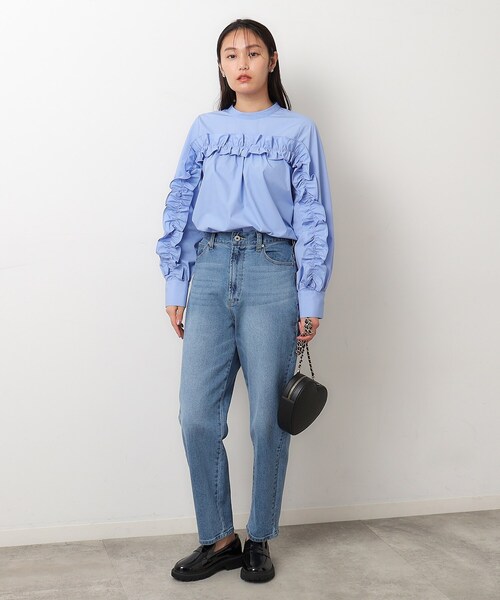 OPAQUE.CLIP（オペークドットクリップ）の「◆ストレッチカーブデニム／オーガニックコットン混【洗濯機洗い可】（デニムパンツ・レディース・ブルー/ライトブルー・40/38/36）」の4枚目の写真