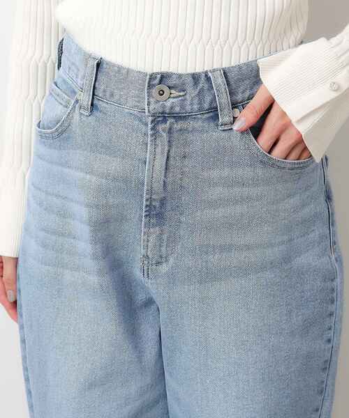 OPAQUE.CLIP（オペークドットクリップ）の「◆ストレッチカーブデニム／オーガニックコットン混【洗濯機洗い可】（デニムパンツ・レディース・ブルー/ライトブルー・40/38/36）」の14枚目の写真