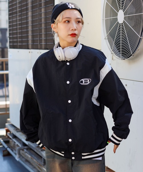 SPINNS（スピンズ）の「【ユニセックスで着用可能】ラインリブナイロンスタジャン（スタジャン・メンズ・ブラック/グレー/カーキ・ONESIZE）」の11枚目の写真