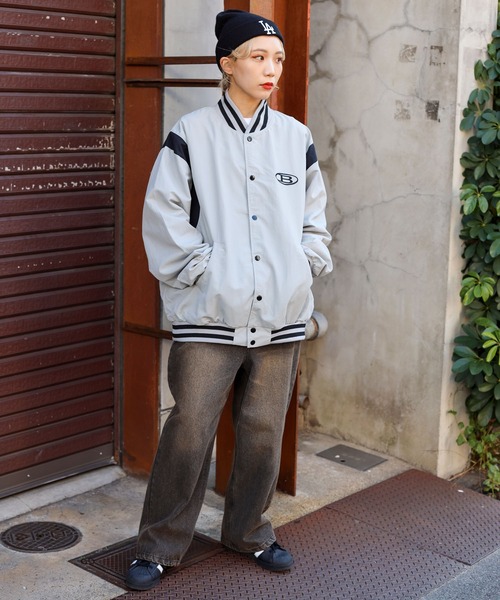 SPINNS（スピンズ）の「【ユニセックスで着用可能】ラインリブナイロンスタジャン（スタジャン・メンズ・ブラック/グレー/カーキ・ONESIZE）」の21枚目の写真