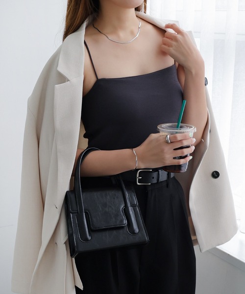 andme(アンドミー)の「【新色追加】コットンスムースカップ付きキャミソール(キャミソール・レディース・チャコールグレー/ブラウン/キナリ/ブラック/セージグリーン/ベージュ/ネイビー・M)」の3枚目の写真