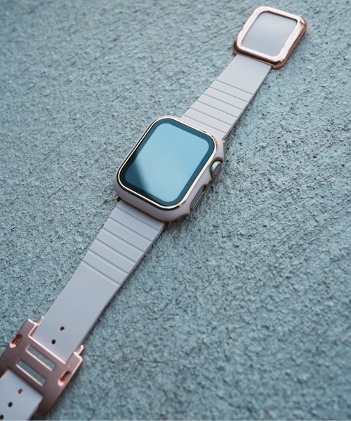 zandy(ズィーアンドワイ)の「zandy ズィーアンドワイ Apple Watch ケース&ベルトセット【ツヤハードケース】 アップルウォッチカバー& マグネットシリコンバンド // set8(デジタル腕時計・レディース・ブラック×ゴールド/グリーン/ブラック×ブラック/ブラック×シルバー/ブラック×レッド/ピンク/ホワイト×ブラック・S/M)」の10枚目の写真