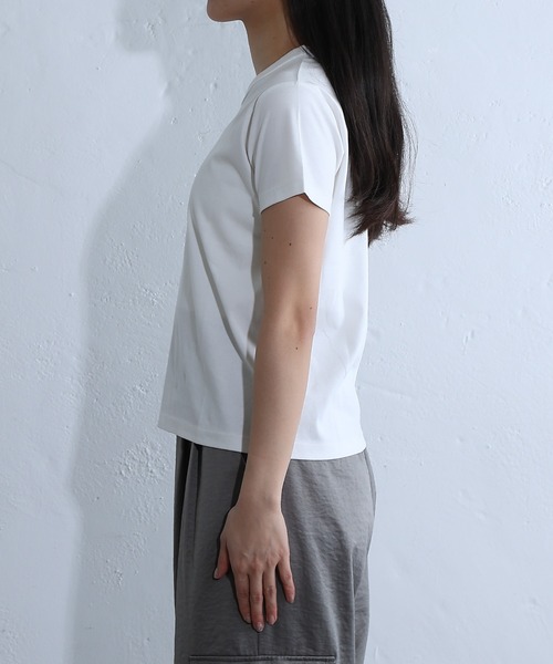 COLONY 2139（コロニートゥーワンスリーナイン）の「スマート半袖コンパクトTシャツ（Tシャツ/カットソー・レディース・ブラック/チャコールグレー/ホワイト・SMALL/MEDIUM）」の5枚目の写真