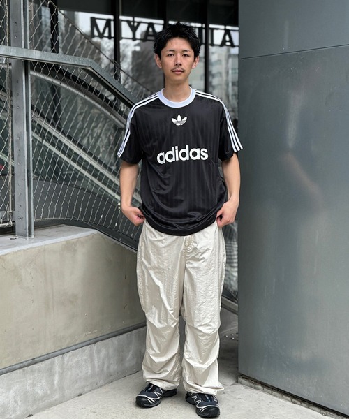 adidas(アディダス)の「【adidas/アディダス】ADICOLOR POLY T/アディカラー 半袖Tシャツ(Tシャツ/カットソー・レディース・レッド/ブラック/ブルー/ホワイト・LARGE)」の6枚目の写真