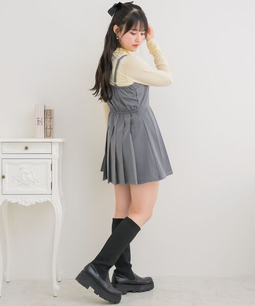 ems excite(エムズエキサイト)の「メロウ切り替えインナーCT(Tシャツ/カットソー・レディース・ブラック/ナチュラル/ピンク・FREE)」の16枚目の写真