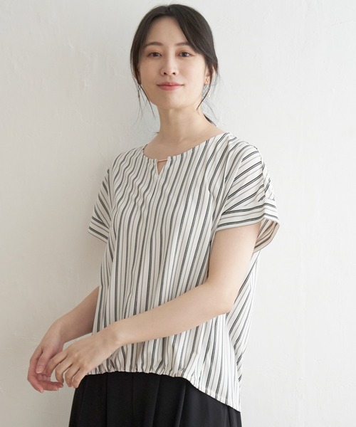 IKKA LOUNGE（イッカラウンジ）の「【セットアップ対応】GOKU楽さらっとリラックスプルオーバー（Tシャツ/カットソー・レディース・ブラック/その他1/ベージュ・M/L/S）」の3枚目の写真