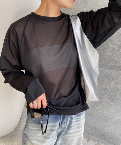 ENIM BY VICKY(エニムバイビッキー)の「シアーラグランロンT《手洗い可能》(Tシャツ/カットソー・レディース・ホワイト/ブルー/ブラック・M)」の16枚目の写真