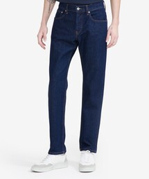 アイコニック ストレッチ スリムフィットテーパードデニムパンツ