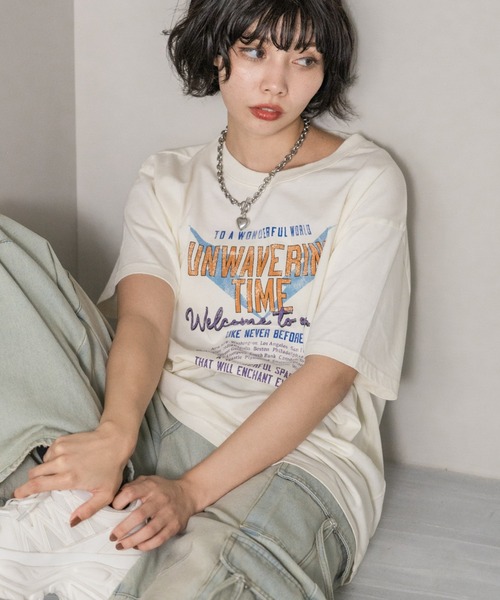 PAGEBOY（ページボーイ）の「アソートグラフィックルーズT（Tシャツ/カットソー・レディース・チャコールグレー/ブラック/アイボリー系1/オフホワイト/ブルー/アイボリー/グリーン/ベージュ/オレンジ・FREE）」の3枚目の写真