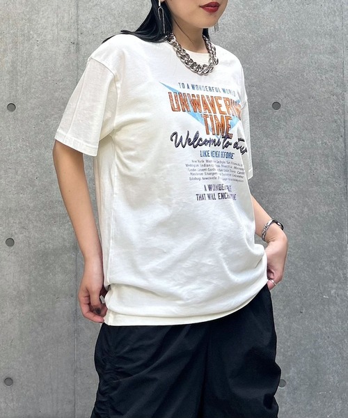 PAGEBOY（ページボーイ）の「アソートグラフィックルーズT（Tシャツ/カットソー・レディース・チャコールグレー/ブラック/アイボリー系1/オフホワイト/ブルー/アイボリー/グリーン/ベージュ/オレンジ・FREE）」の19枚目の写真