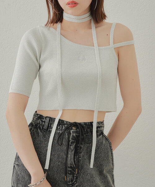 Chico(チコ)の「チョーカー付アシメ胸刺繍ニット(ニット/セーター・レディース・ブラック/ホワイト/ブルー系その他/シルバー系その他・FREE)」の4枚目の写真