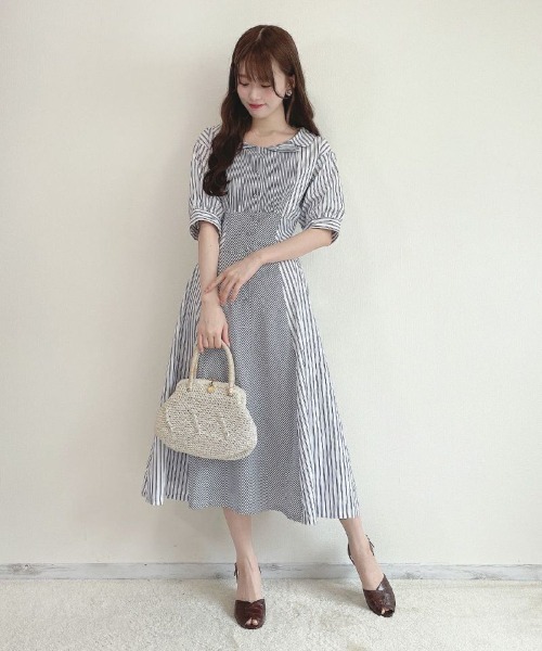 an another angelus（アンアナザーアンジェラス）の「ランダムストライプ開衿シャツワンピース/ananotherangelus（シャツワンピース・レディース・ホワイト×ブラック/ホワイト×ブルー・FREE）」の3枚目の写真