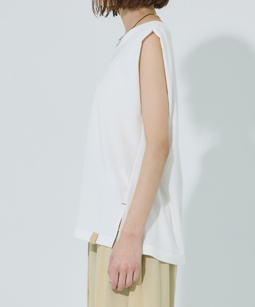 PUBLIC TOKYO（パブリックトウキョウ）の「タックショルダーリラックスTEE（Tシャツ/カットソー・レディース・ホワイト/ピンク/ブラック・FREE）」の9枚目の写真