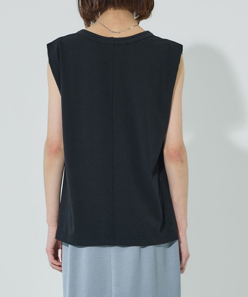 PUBLIC TOKYO（パブリックトウキョウ）の「タックショルダーリラックスTEE（Tシャツ/カットソー・レディース・ホワイト/ピンク/ブラック・FREE）」の18枚目の写真