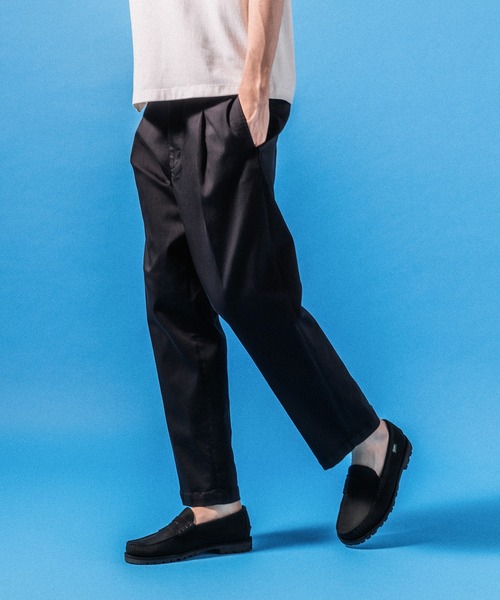 ADAM ET ROPE'（アダムエロペ）の「【接触冷感】ワイドテーパード ストレッチ イージーパンツ / ロングシーズン着用可能（スラックス・メンズ・ブラック/ネイビー/カーキ・L/M）」の2枚目の写真