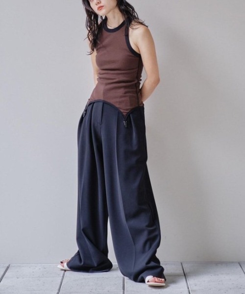 TODAYFUL(トゥデイフル)の「【TODAYFUL/トゥデイフル】カップインボーダータンクトップ/Cupin Border Tanktop(タンクトップ・レディース・ネイビー/ブラウン/アイボリー・FREE)」の18枚目の写真