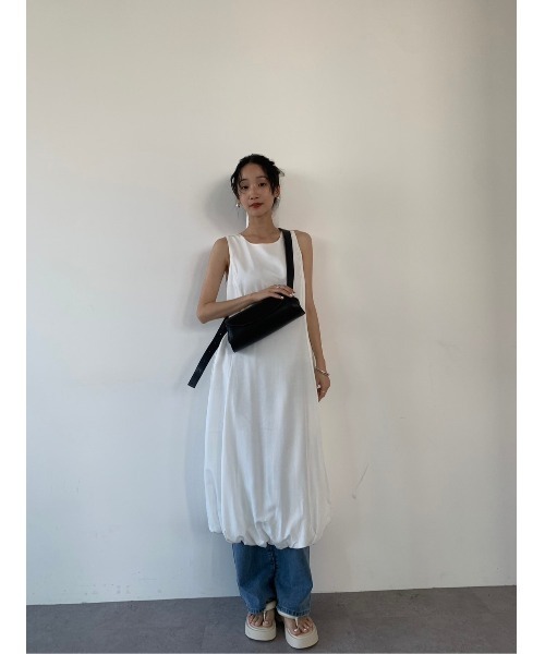 DRWCYS(ドロシーズ)の「バルーンロングワンピ(ワンピース・レディース・ホワイト/ブラック・FREE)」の13枚目の写真