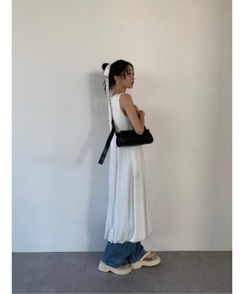 DRWCYS(ドロシーズ)の「バルーンロングワンピ(ワンピース・レディース・ホワイト/ブラック・FREE)」の15枚目の写真