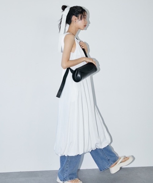 DRWCYS(ドロシーズ)の「バルーンロングワンピ(ワンピース・レディース・ホワイト/ブラック・FREE)」の6枚目の写真