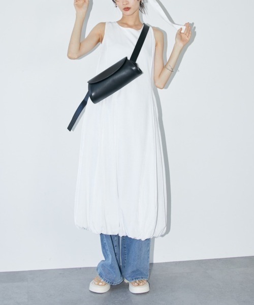 DRWCYS(ドロシーズ)の「バルーンロングワンピ(ワンピース・レディース・ホワイト/ブラック・FREE)」の3枚目の写真