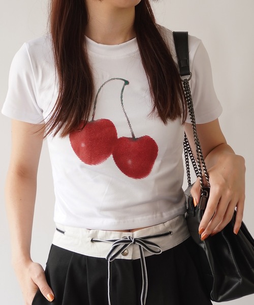 BARELY BLUE(ベアリーブルー)の「【 BARELY BLUE / ベアリーブルー 】 ビビッド チェリー Tシャツ / 半袖(Tシャツ/カットソー・レディース・ホワイト/ブラック/ブルー/レッド・M/L)」の9枚目の写真