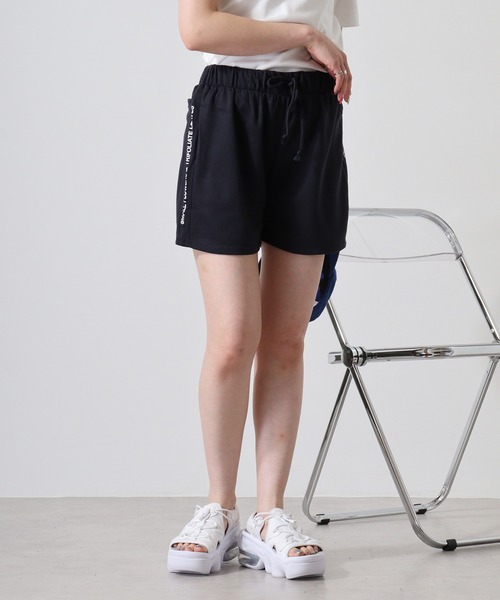 atONE(アットワン)の「ミニ裏毛サイドロゴショートパンツ(その他パンツ・レディース・ブラック/ネイビー・L/M)」の16枚目の写真