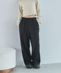 feepur（フェピュール）の「ピンタック裏起毛ワイドスウェットパンツ（スウェットパンツ）」