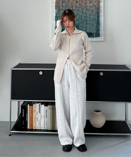 feepur（フェピュール）の「ピンタック裏起毛ワイドスウェットパンツ（スウェットパンツ・レディース・杢グレー/ブラック/オートミール・SMALL/MEDIUM）」の17枚目の写真